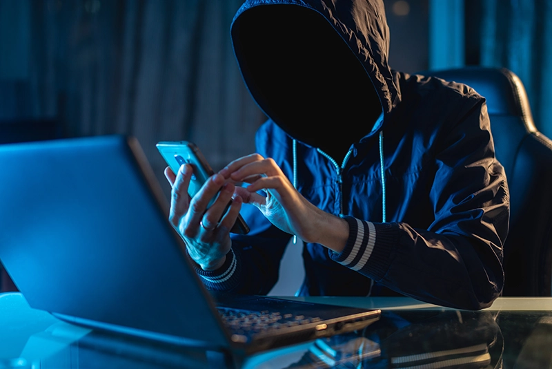what-can-scammers-do-with-your-phone-number